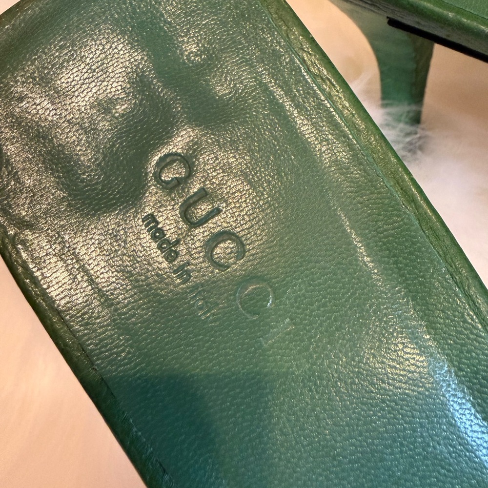 ❌SOLD❌Gucci Green and Tan Women's Heels - Picture 4 of 9